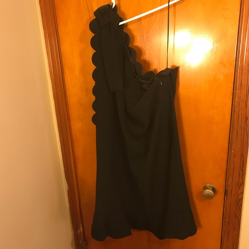💜SOLD💜One Shoulder Victoria Beckham Dress